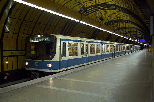 U Bahn München Theresienwiese