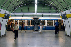 A-Wagen 109 im U-Bahnhof Odeonsplatz